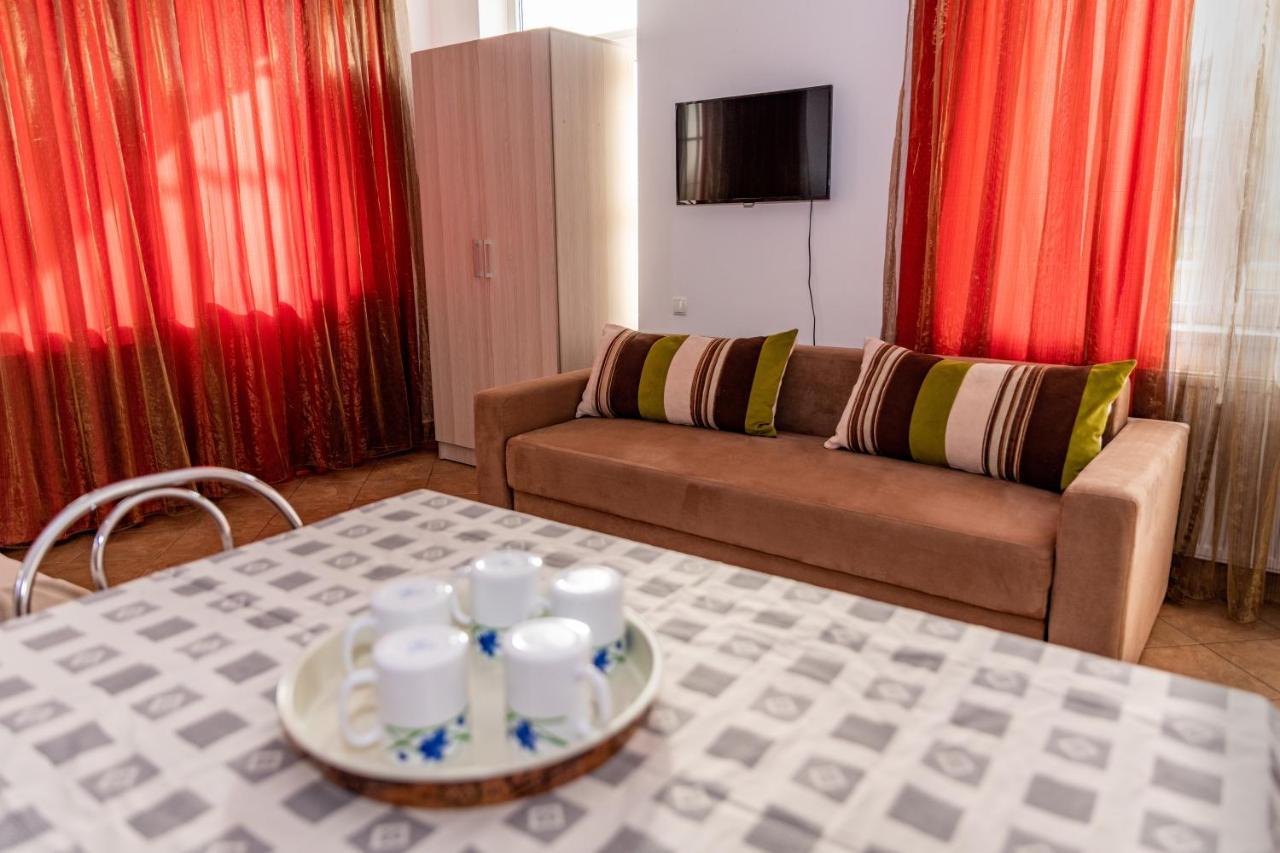 Guest house Pensiunea Zbor 1 3*